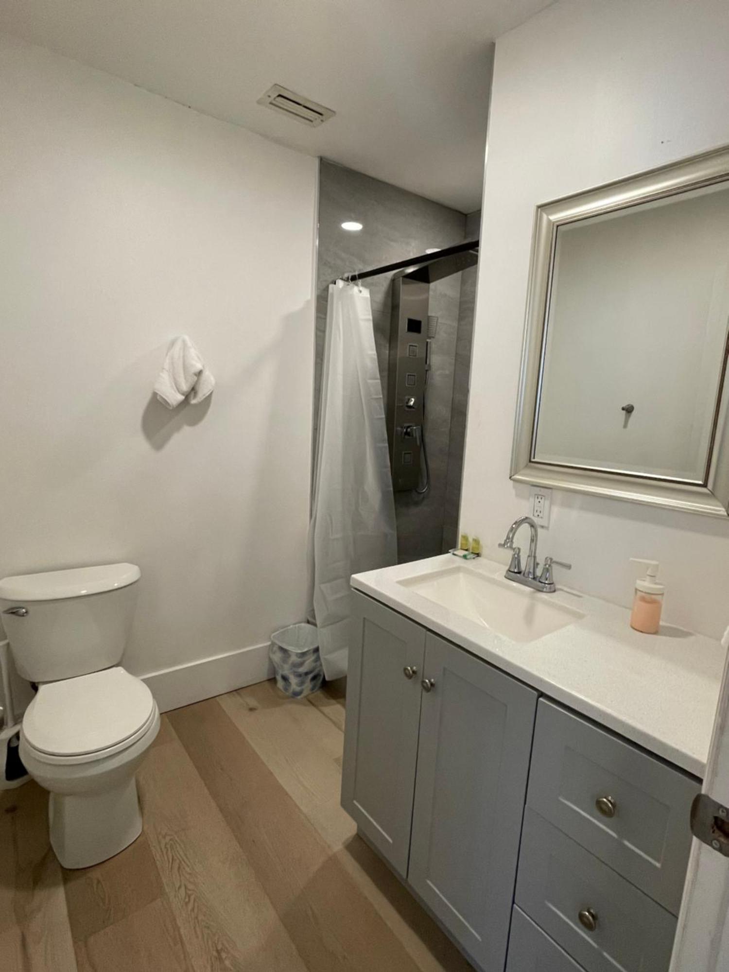 Cozy Downtown Apartments On Water فورت لودرديل المظهر الخارجي الصورة