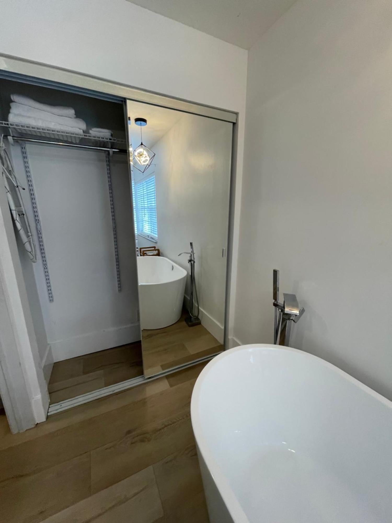 Cozy Downtown Apartments On Water فورت لودرديل المظهر الخارجي الصورة