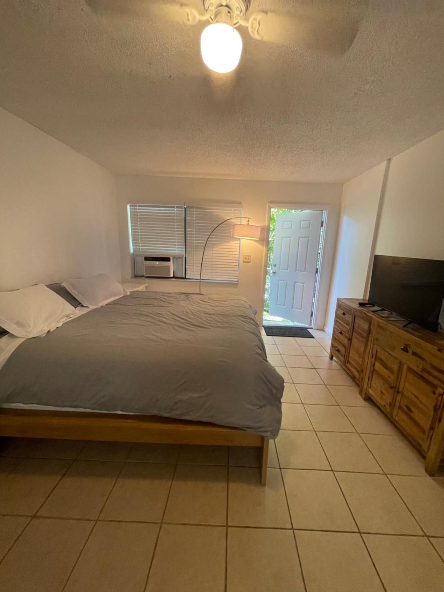 Cozy Downtown Apartments On Water فورت لودرديل المظهر الخارجي الصورة