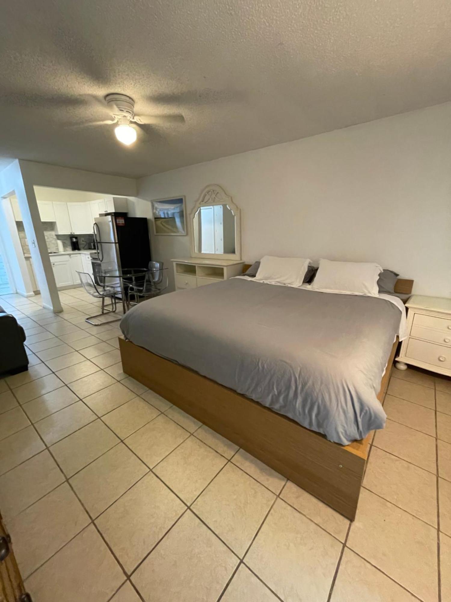 Cozy Downtown Apartments On Water فورت لودرديل المظهر الخارجي الصورة