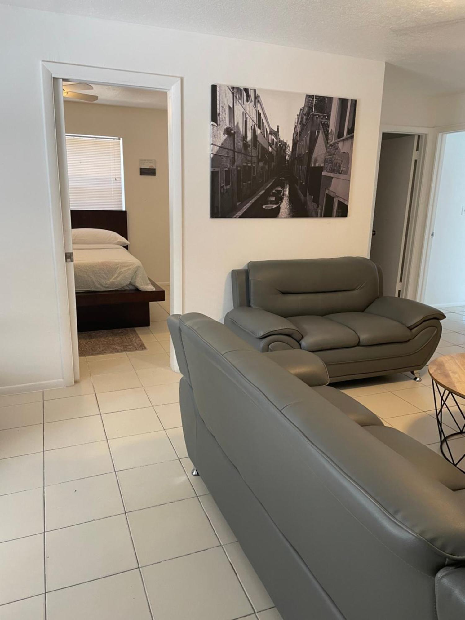Cozy Downtown Apartments On Water فورت لودرديل المظهر الخارجي الصورة