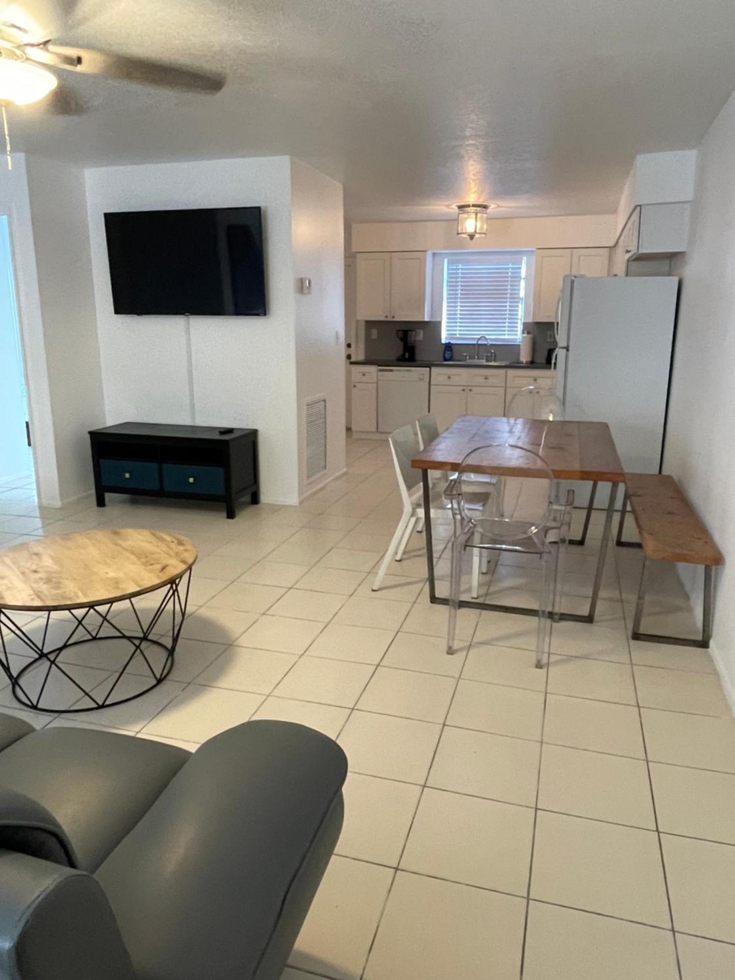 Cozy Downtown Apartments On Water فورت لودرديل المظهر الخارجي الصورة